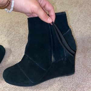 Women’s Black TOMS Booties. Size 7.